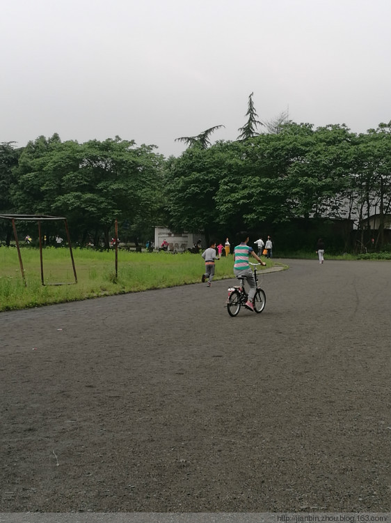 学车 - 泊山客 - 欢欢家庭博客